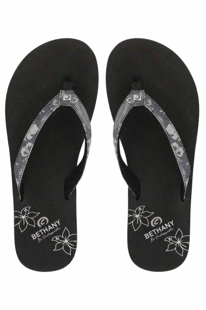 Sandals Cobian Women’s The Bethany – Tradewinds Sandals Image This is an image of Sandals Cobian Women’s The Bethany – Tradewinds Sandals