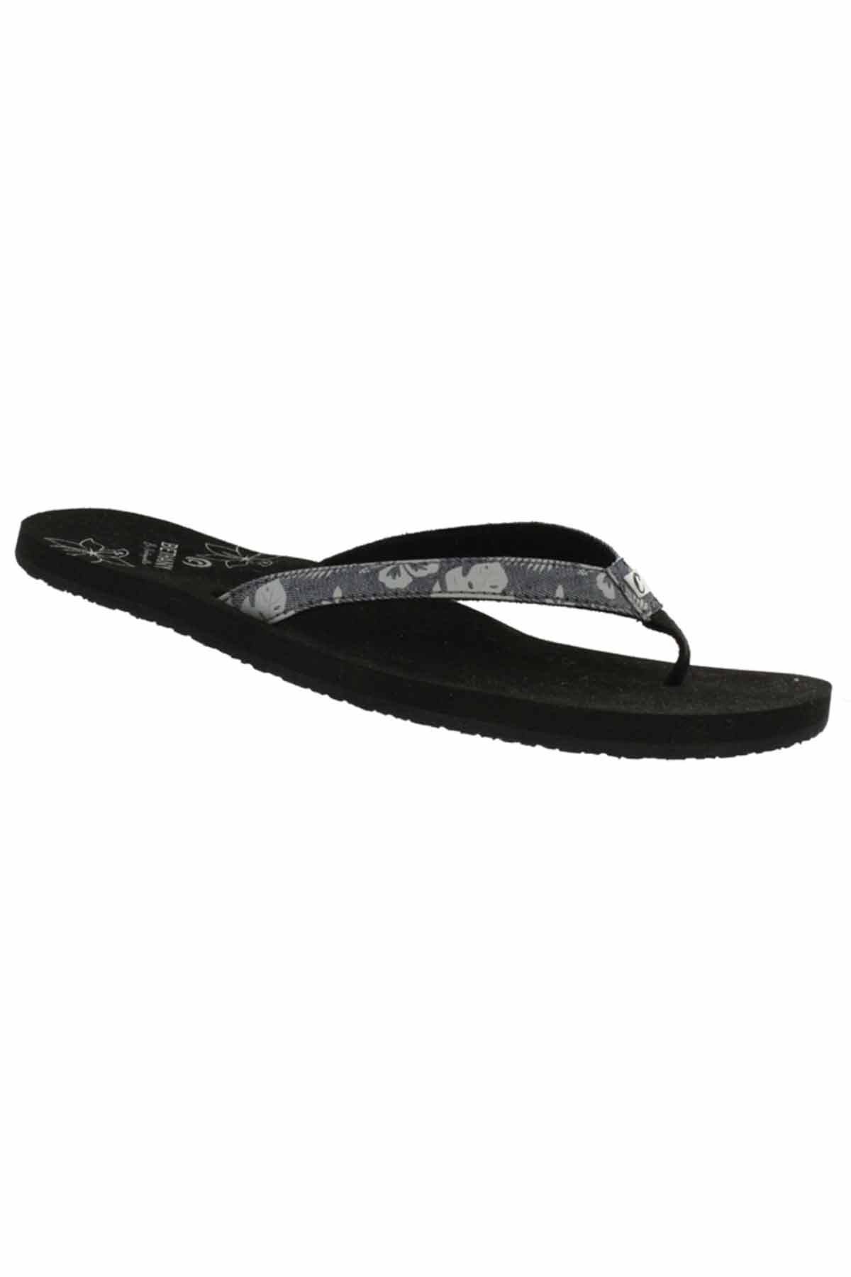 This is an image of Sandals Cobian Women’s The Bethany – Tradewinds Sandals