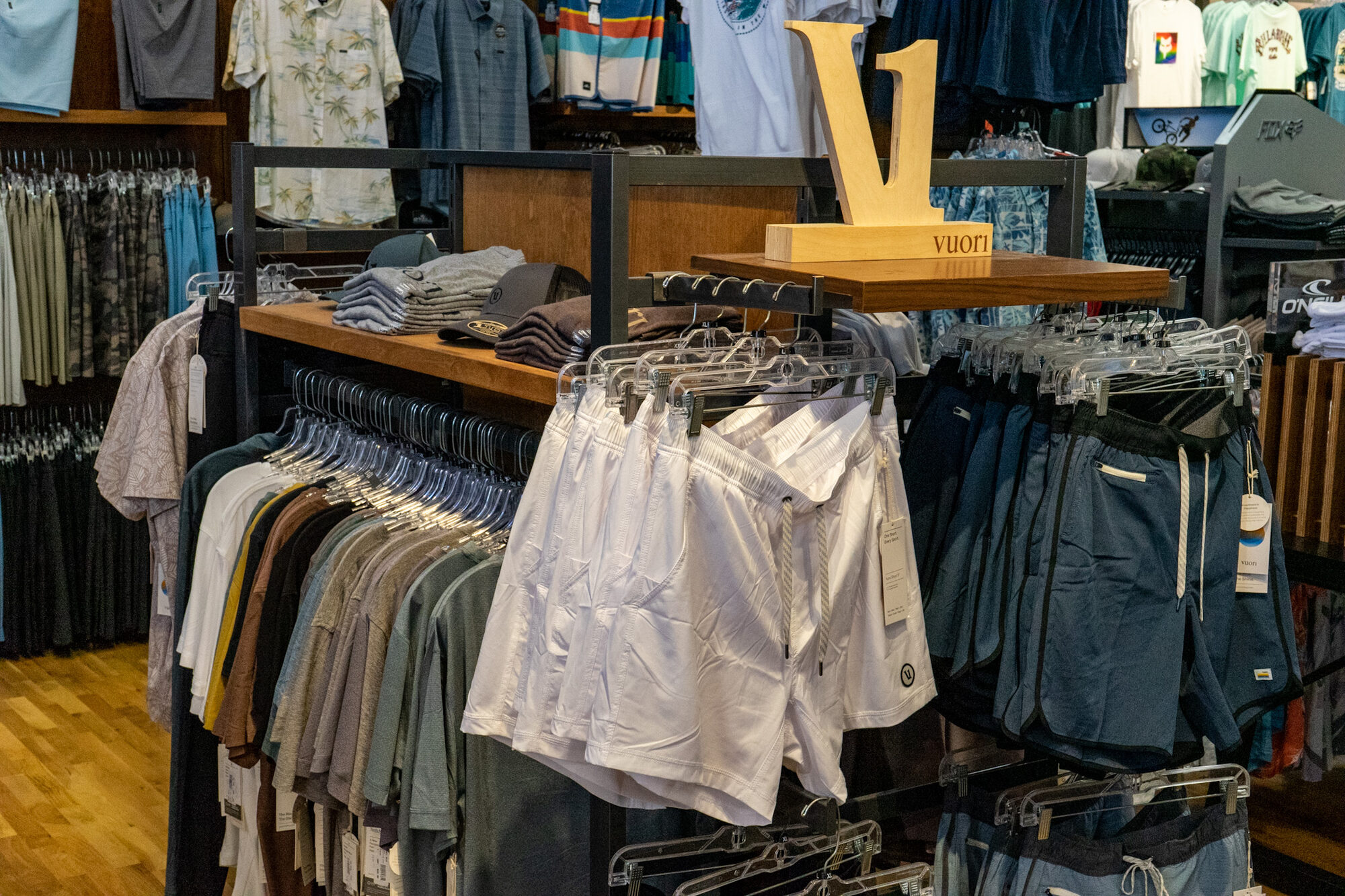 Maui Nix Store Tour