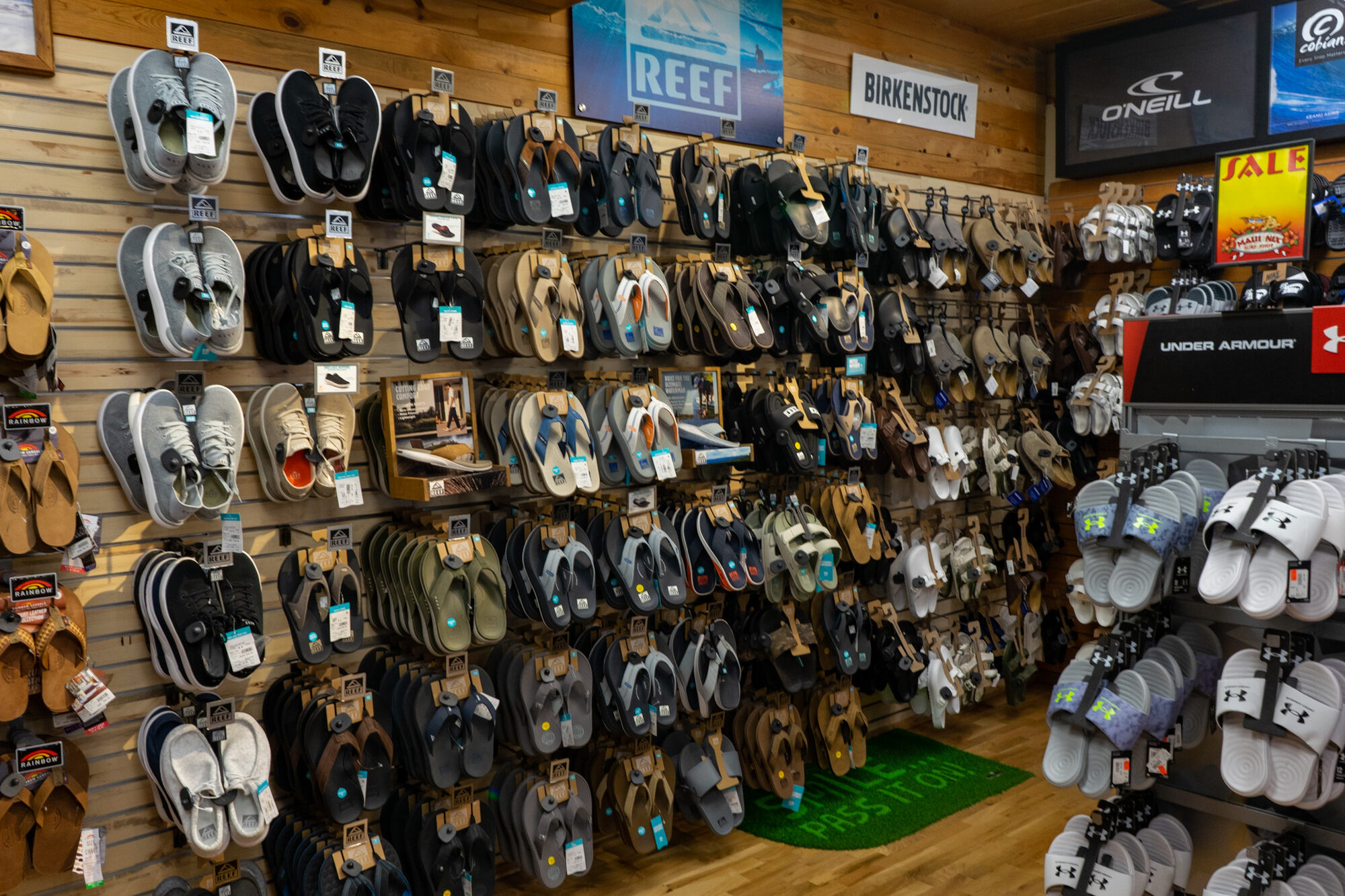 Maui Nix Store Tour