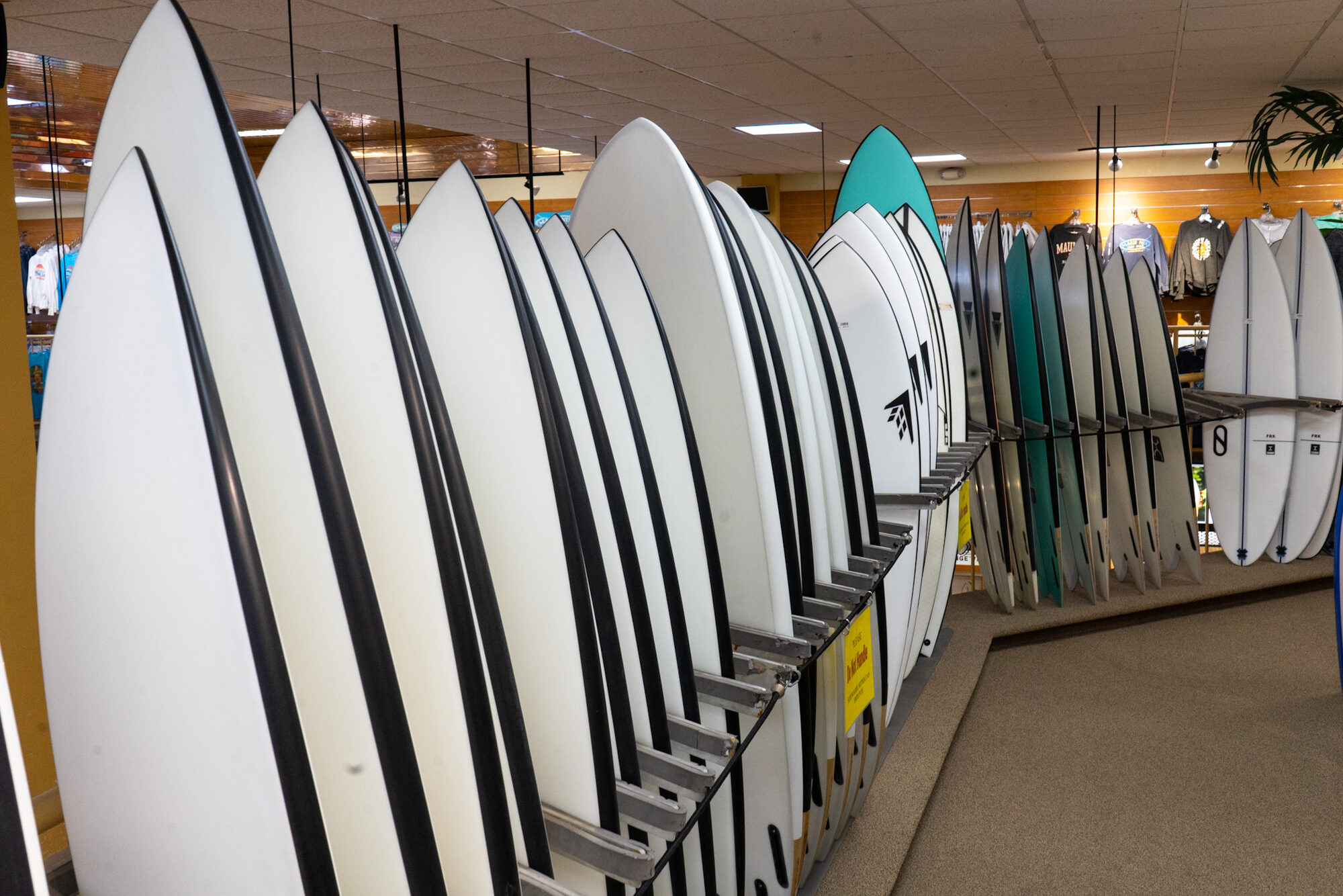 Maui Nix Store Tour
