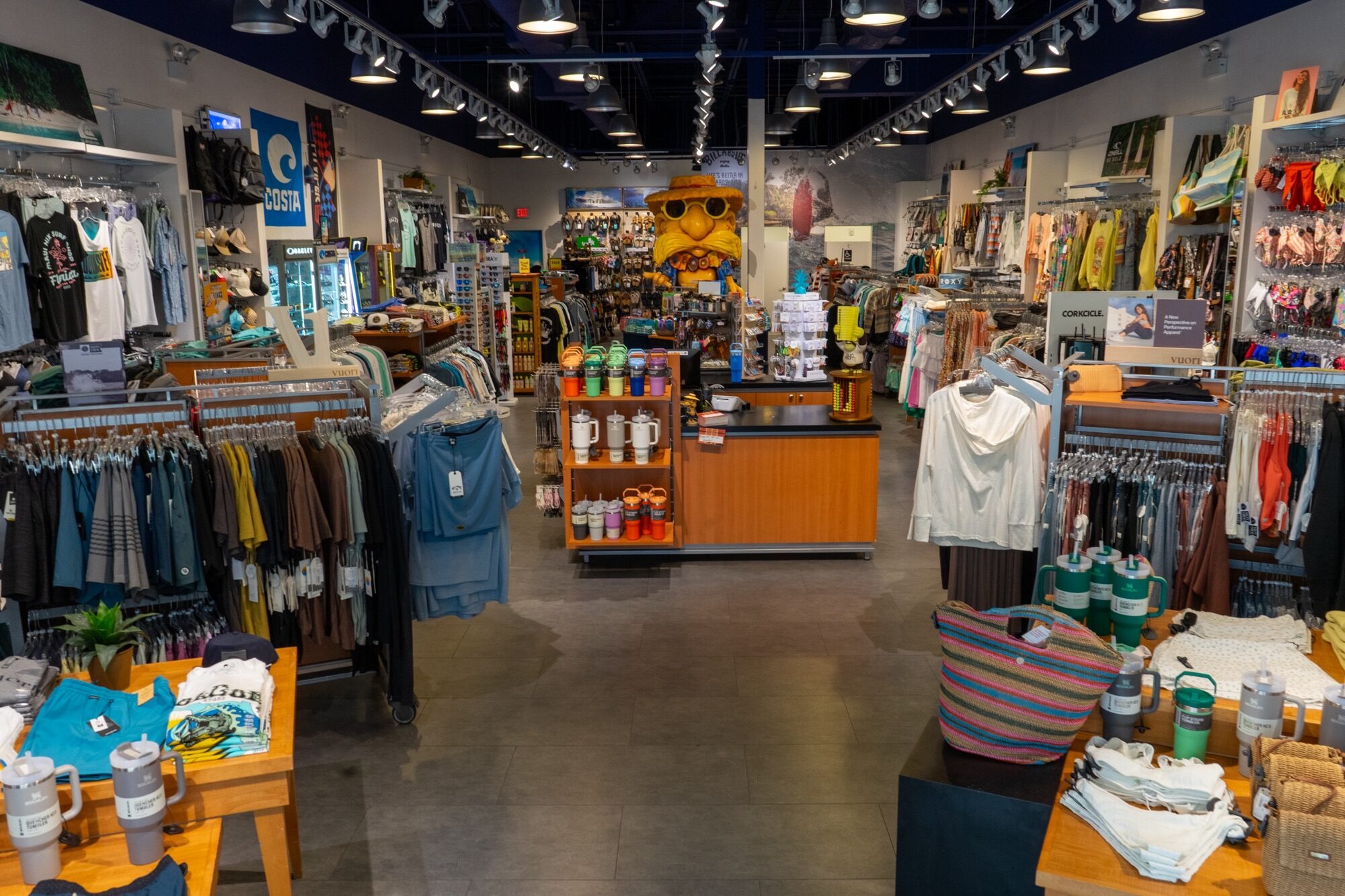 Maui Nix Store Tour