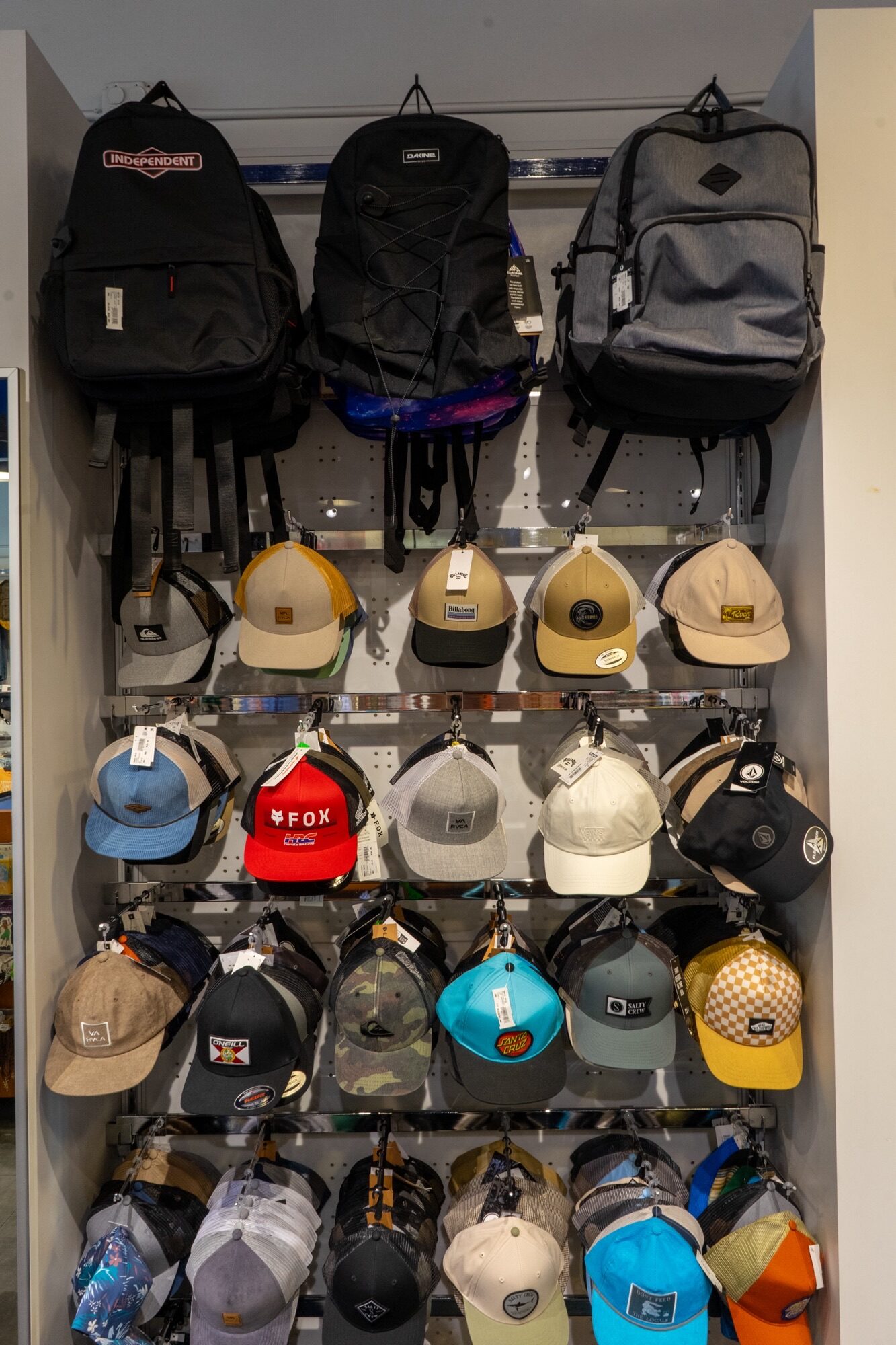 Maui Nix Store Tour