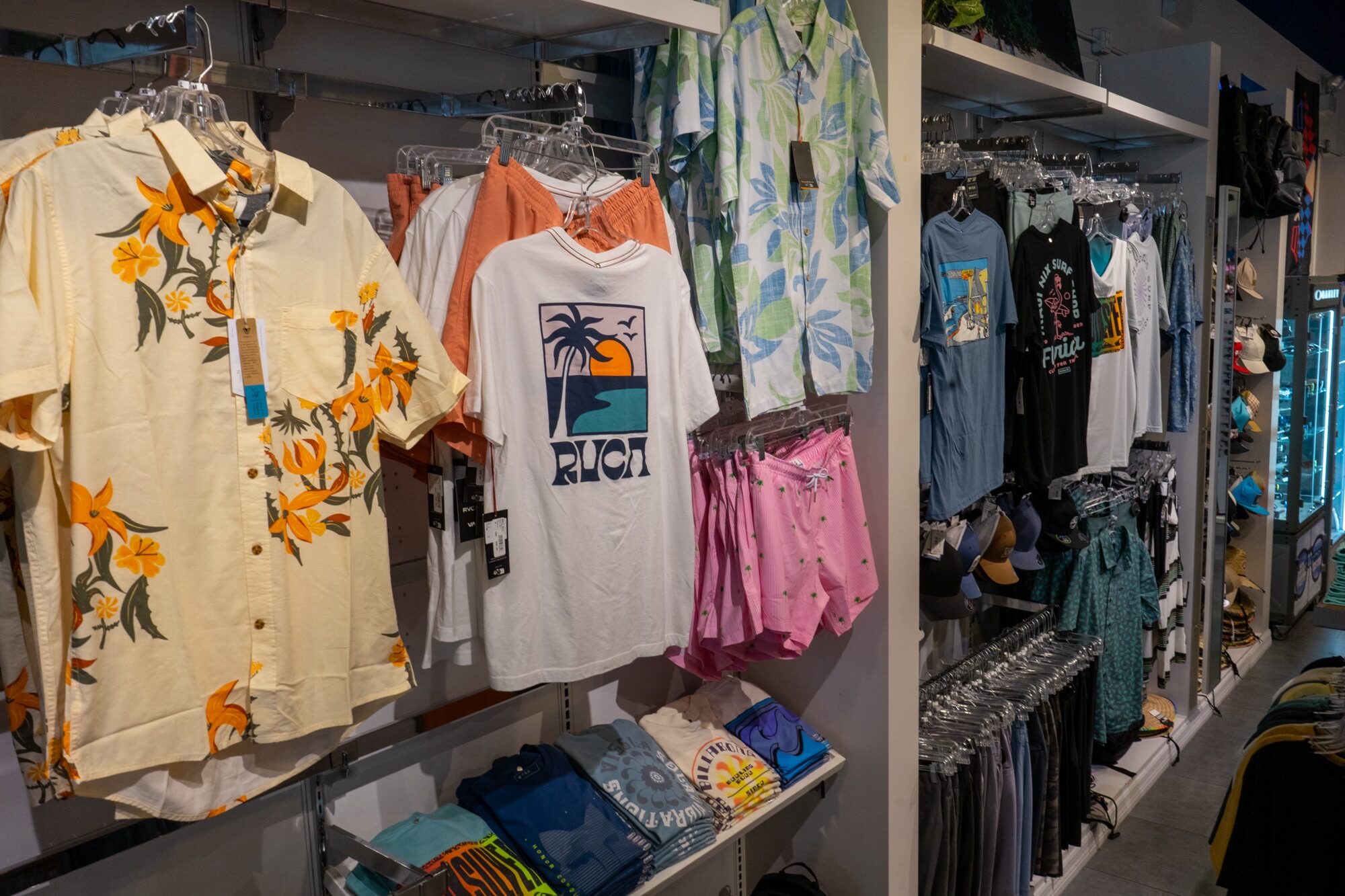 Maui Nix Store Tour