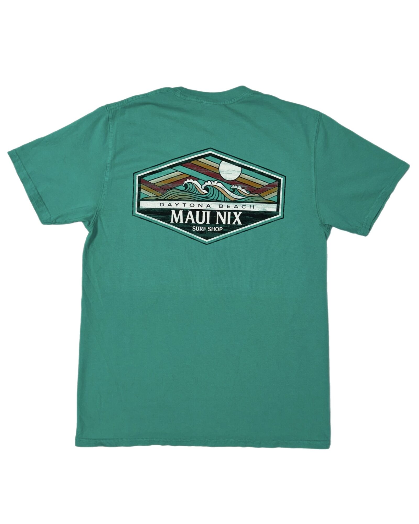 This is an image of Tees Maui Nix On The Run SS Tee