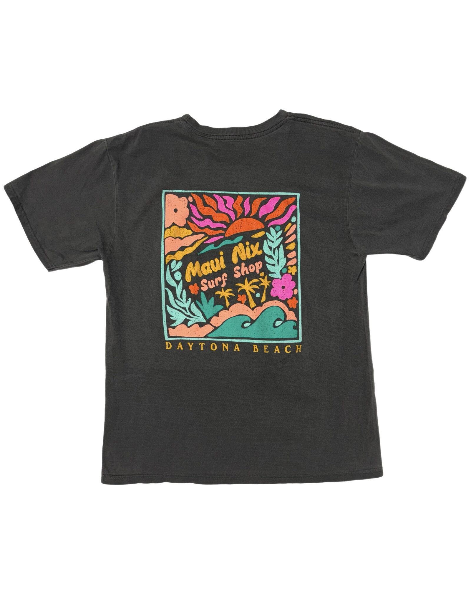 This is an image of Tees Maui Nix On The Coast Tee