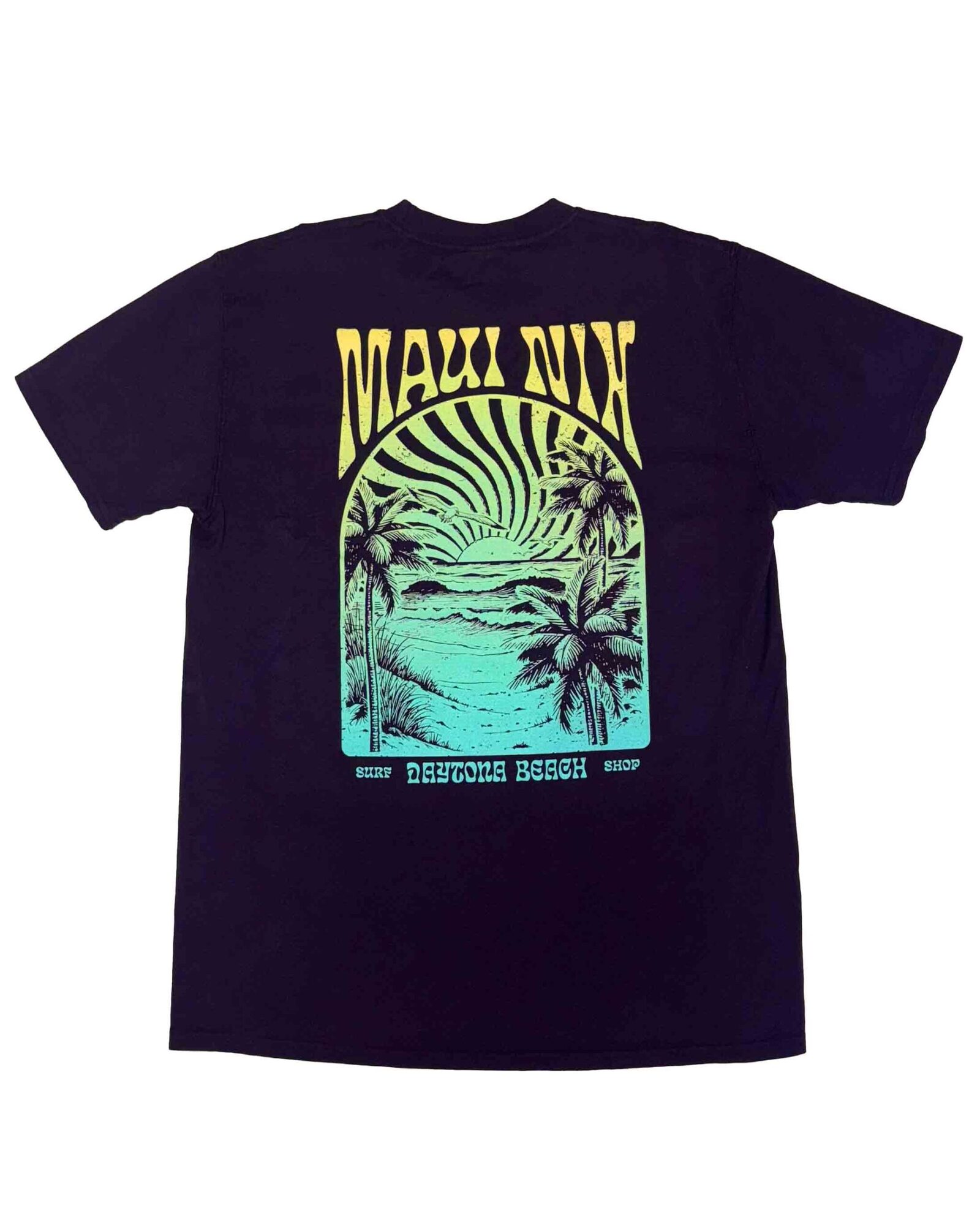 This is an image of Maui Nix Kiss the Sky tee
