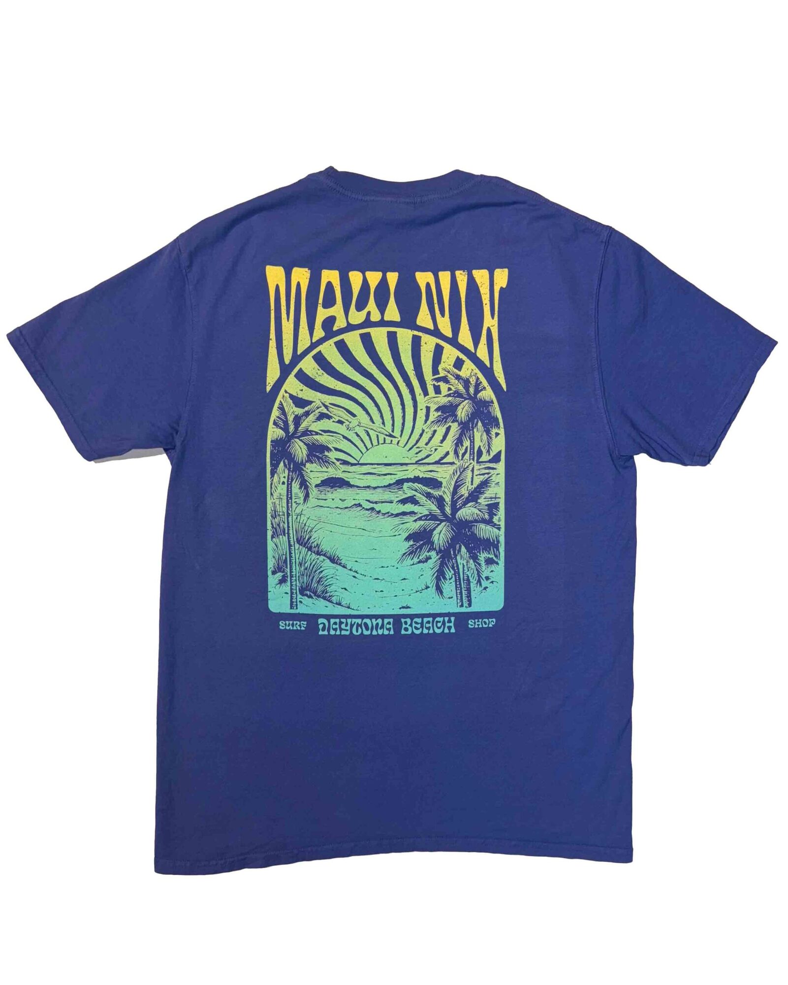 This is an image of Maui Nix Kiss the Sky tee